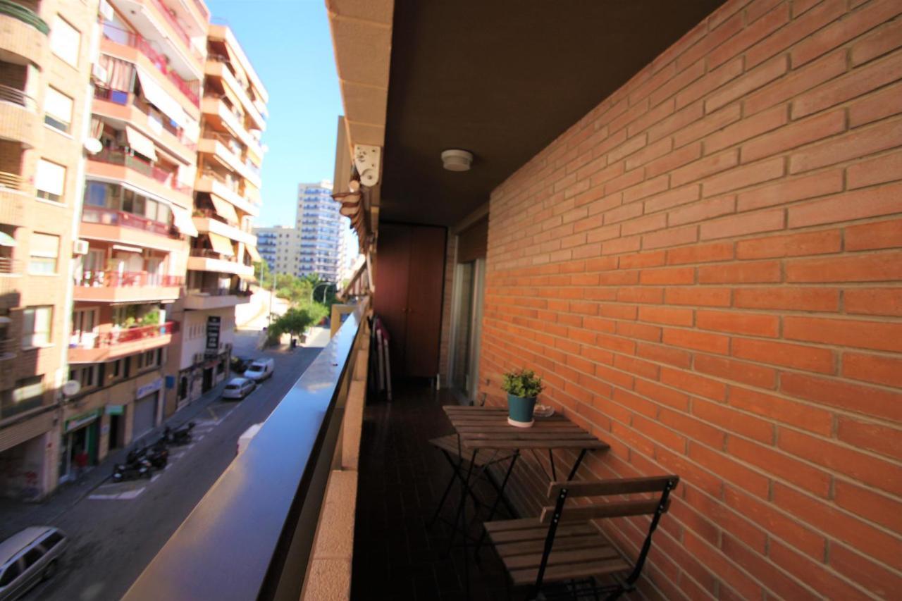 Apartamento Casaturis Con Vistas A La Playa Del Postiguet A103 Alicante Exterior photo